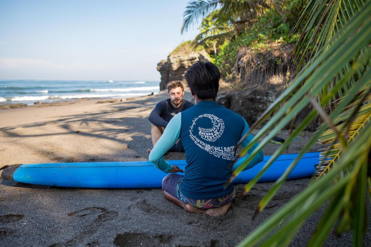 Seaside Tribe - Boutique Surf Stay & Retreat Tanah Lot Екстериор снимка
