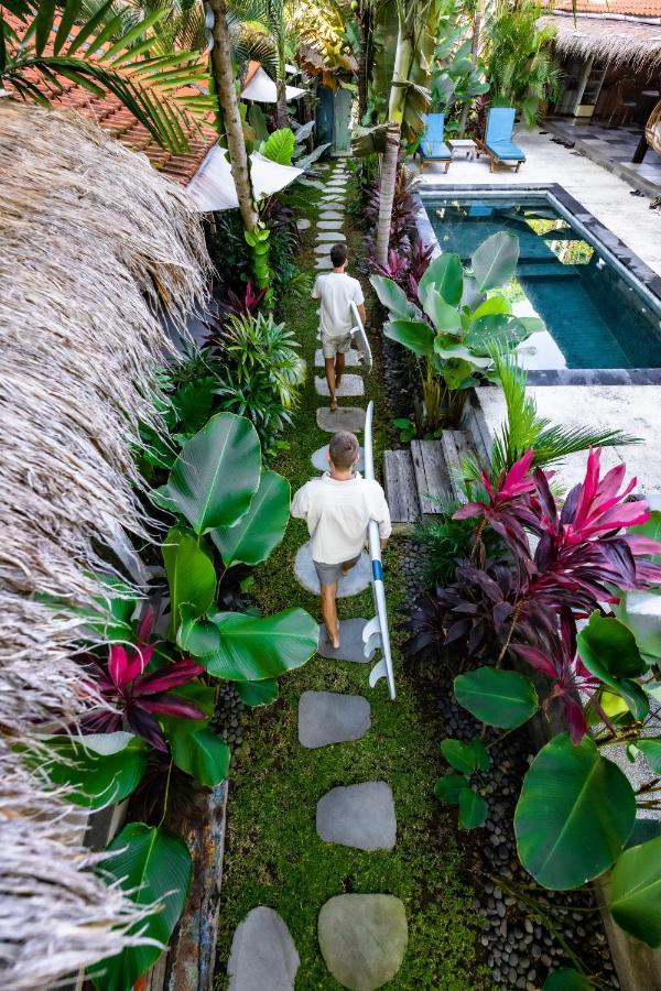 Seaside Tribe - Boutique Surf Stay & Retreat Tanah Lot Екстериор снимка