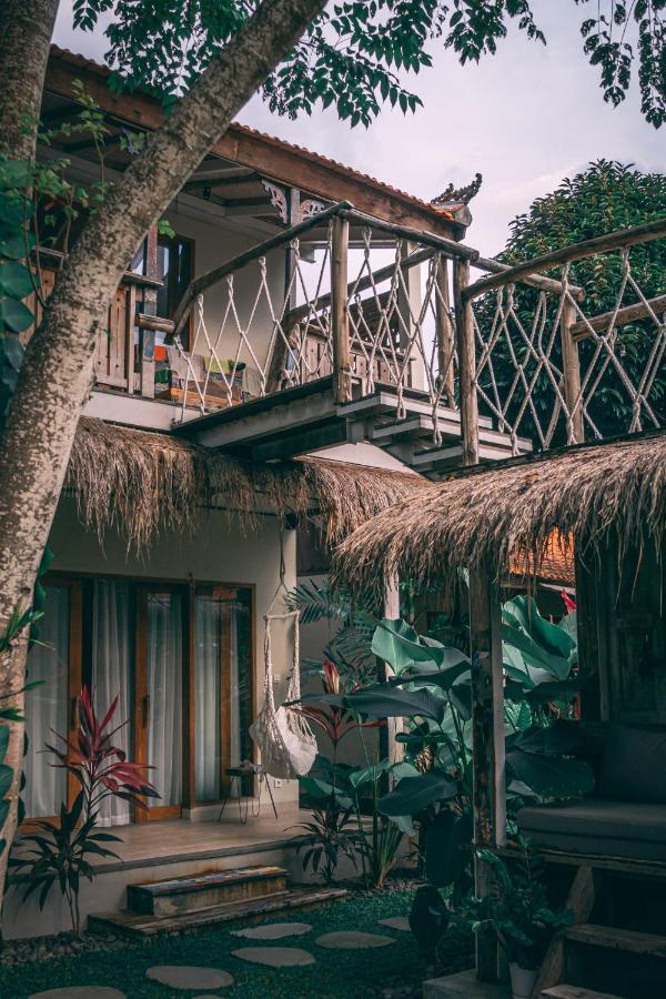 Seaside Tribe - Boutique Surf Stay & Retreat Tanah Lot Екстериор снимка