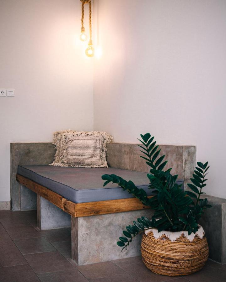 Seaside Tribe - Boutique Surf Stay & Retreat Tanah Lot Екстериор снимка