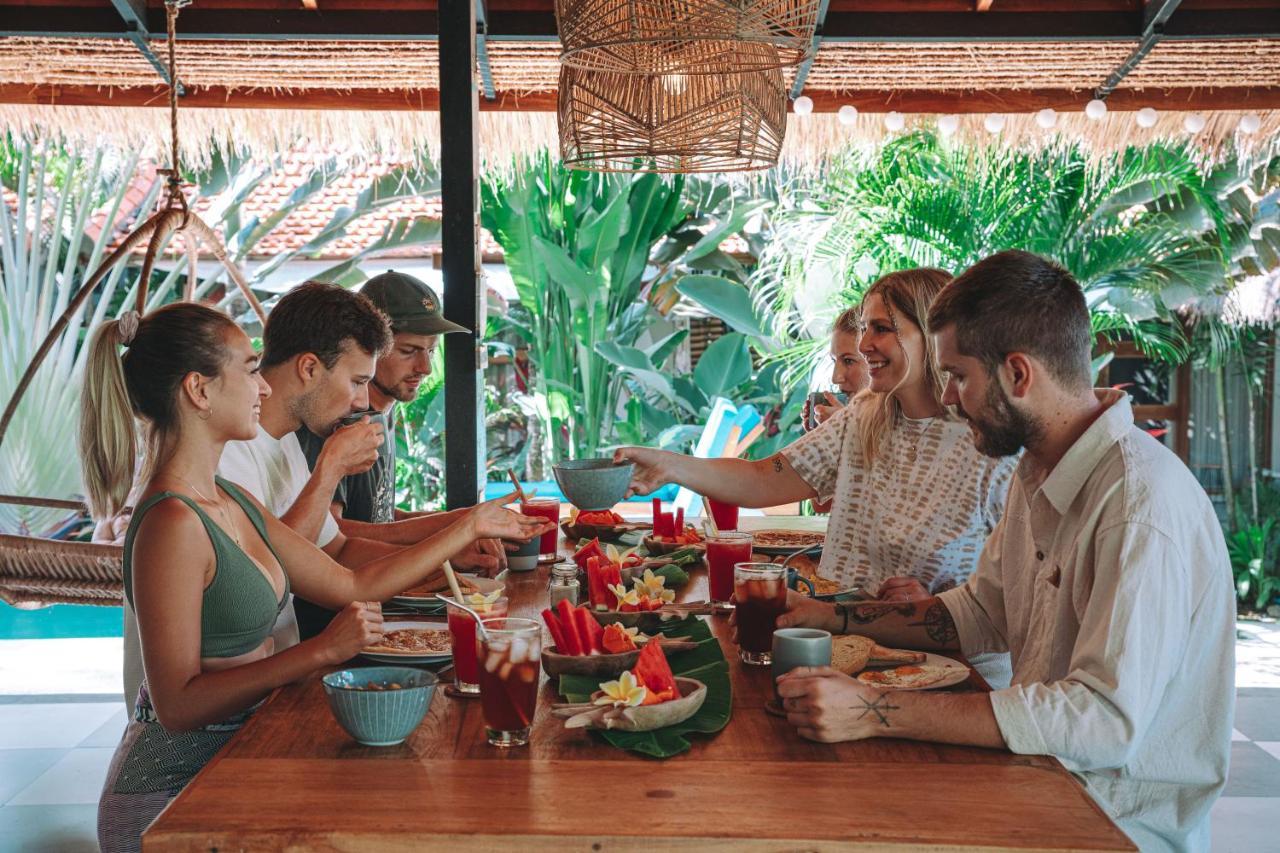 Seaside Tribe - Boutique Surf Stay & Retreat Tanah Lot Екстериор снимка