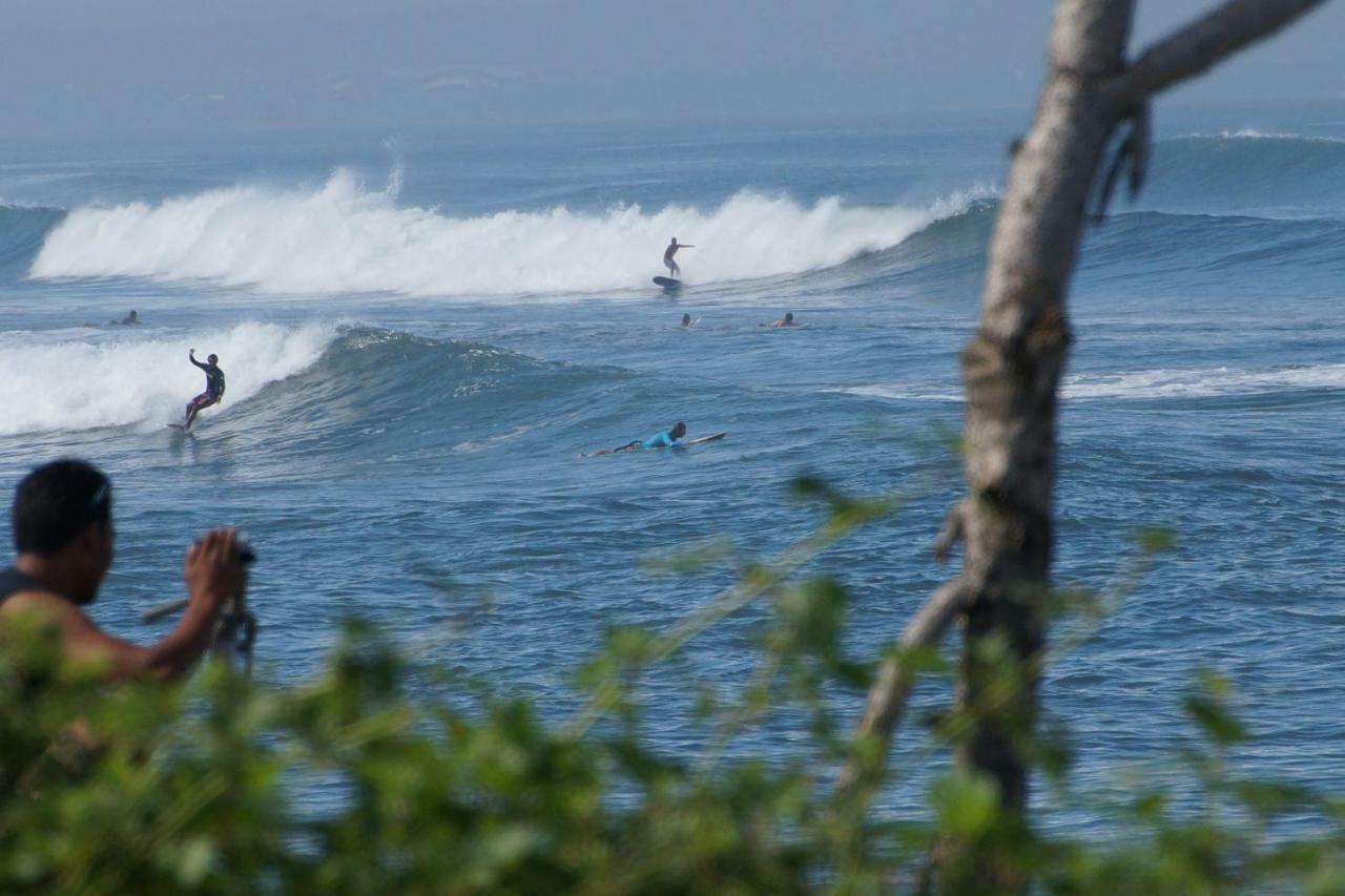 Seaside Tribe - Boutique Surf Stay & Retreat Tanah Lot Екстериор снимка
